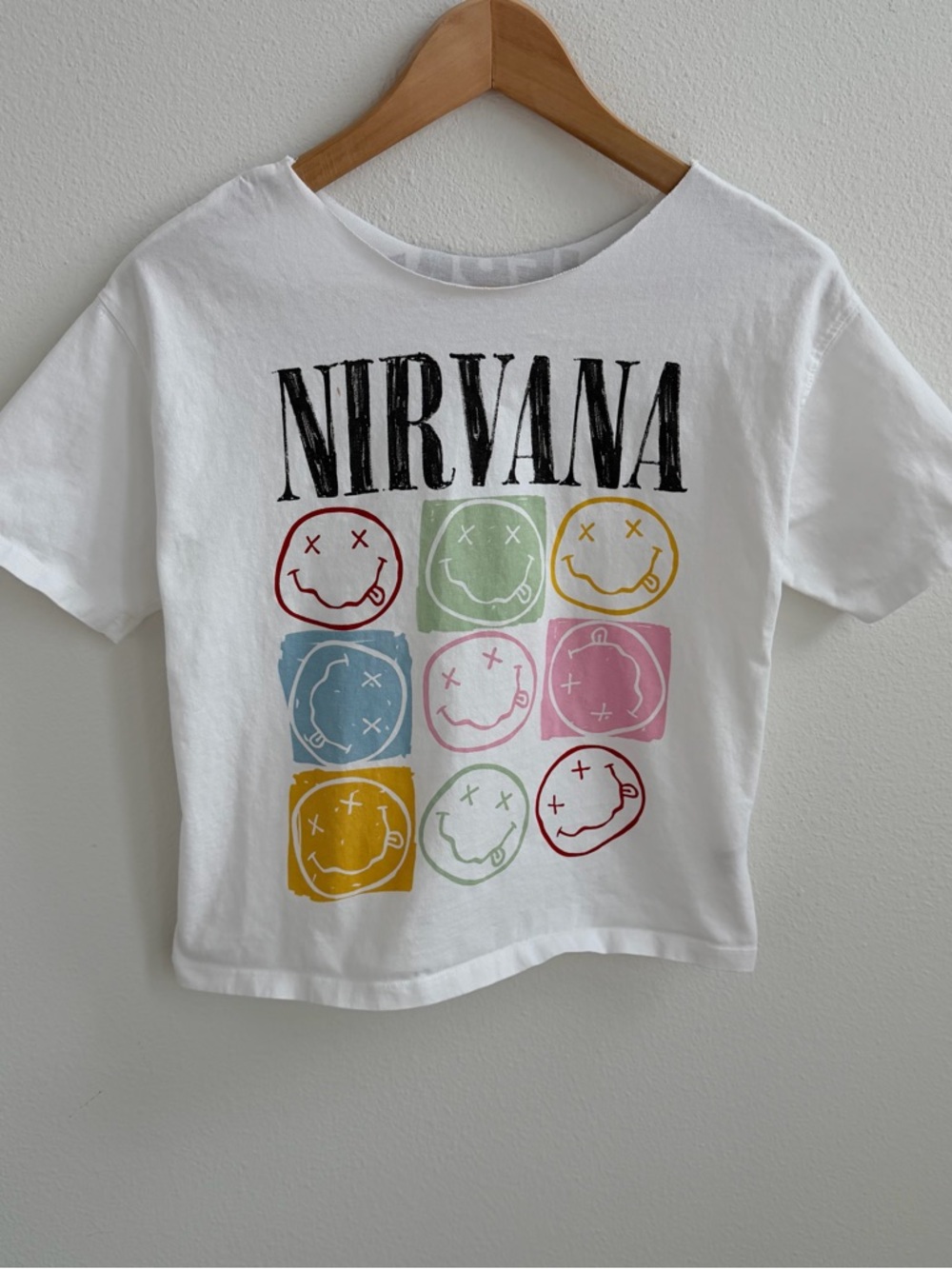 Nirvana off-the-shoulder white cropped tee